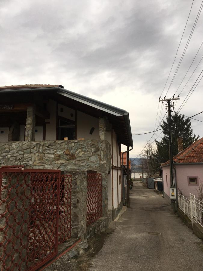 Apartmani Pinkum Veliko Gradište エクステリア 写真