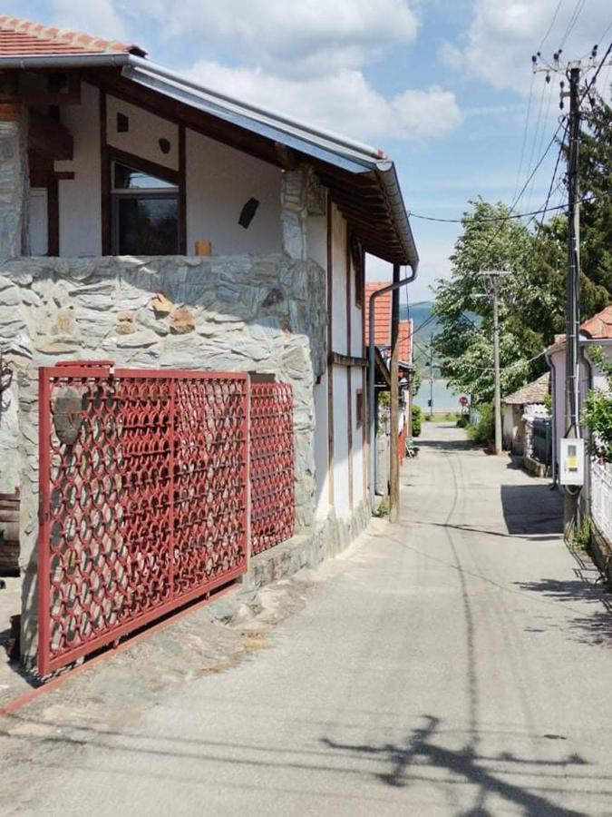 Apartmani Pinkum Veliko Gradište エクステリア 写真