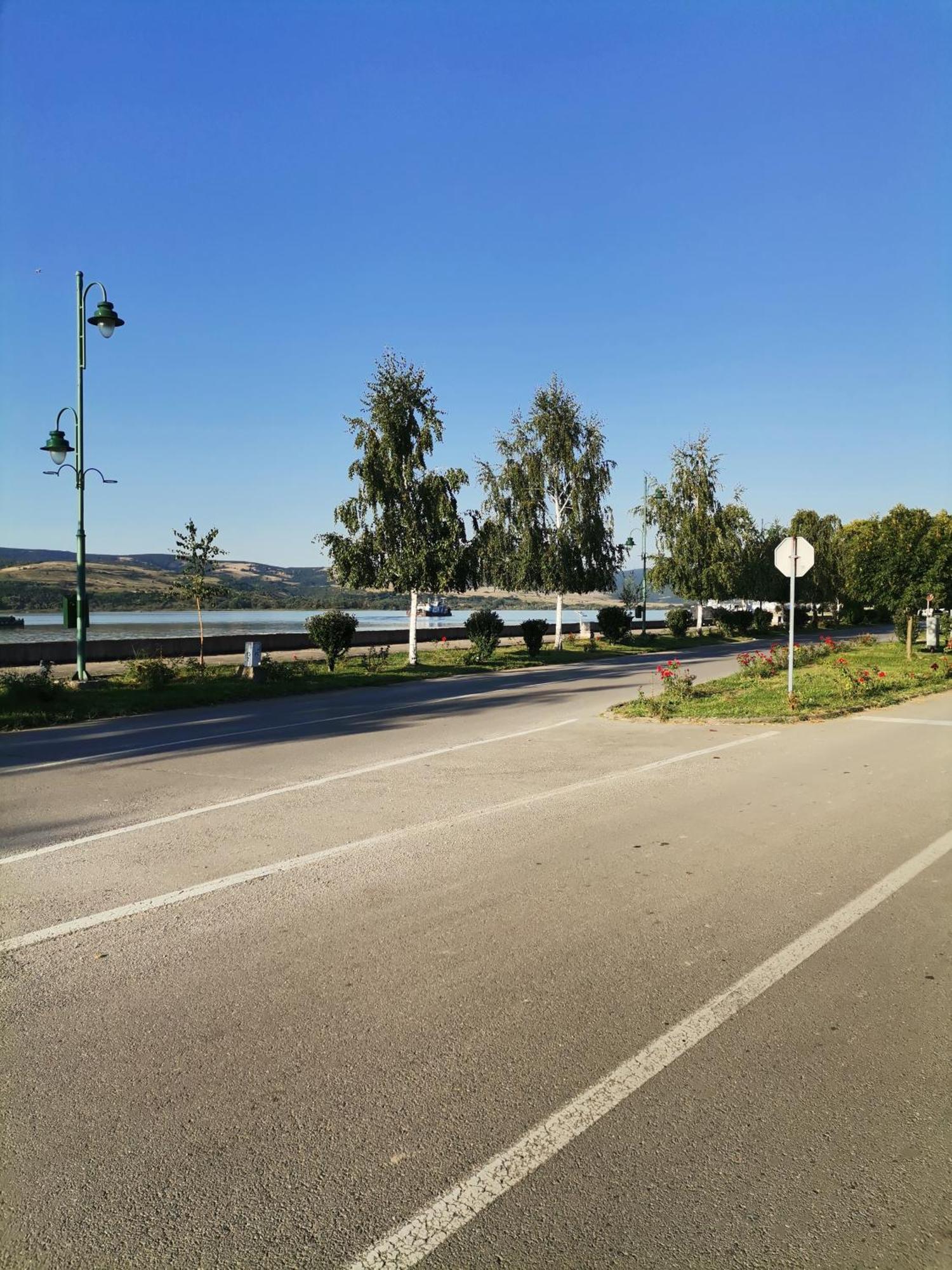 Apartmani Pinkum Veliko Gradište エクステリア 写真